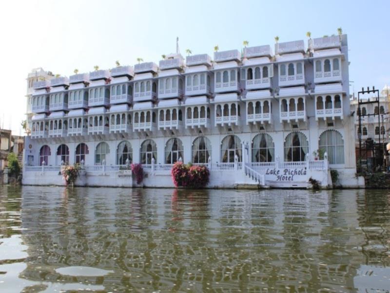 Lake Pichola Hotel Ουνταϊπούρ Εξωτερικό φωτογραφία