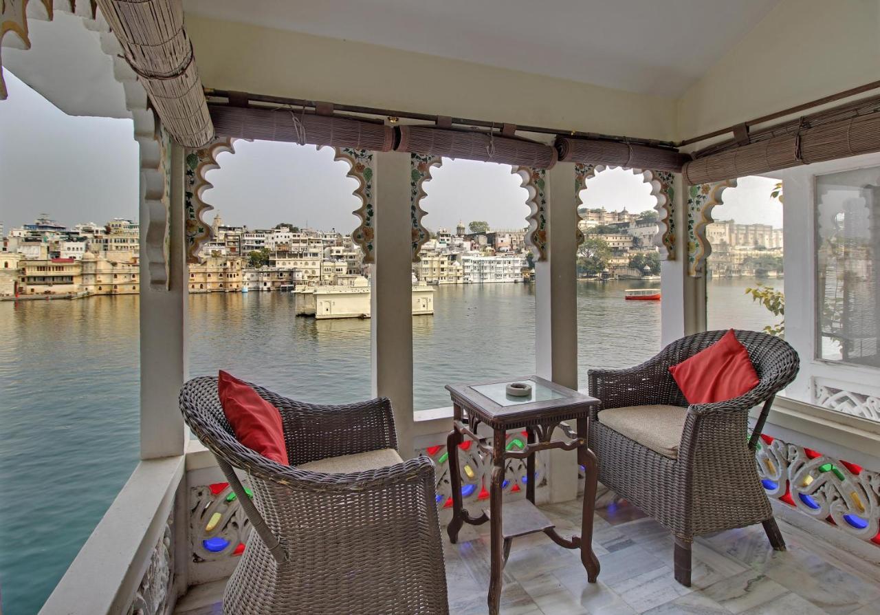 Lake Pichola Hotel Ουνταϊπούρ Εξωτερικό φωτογραφία