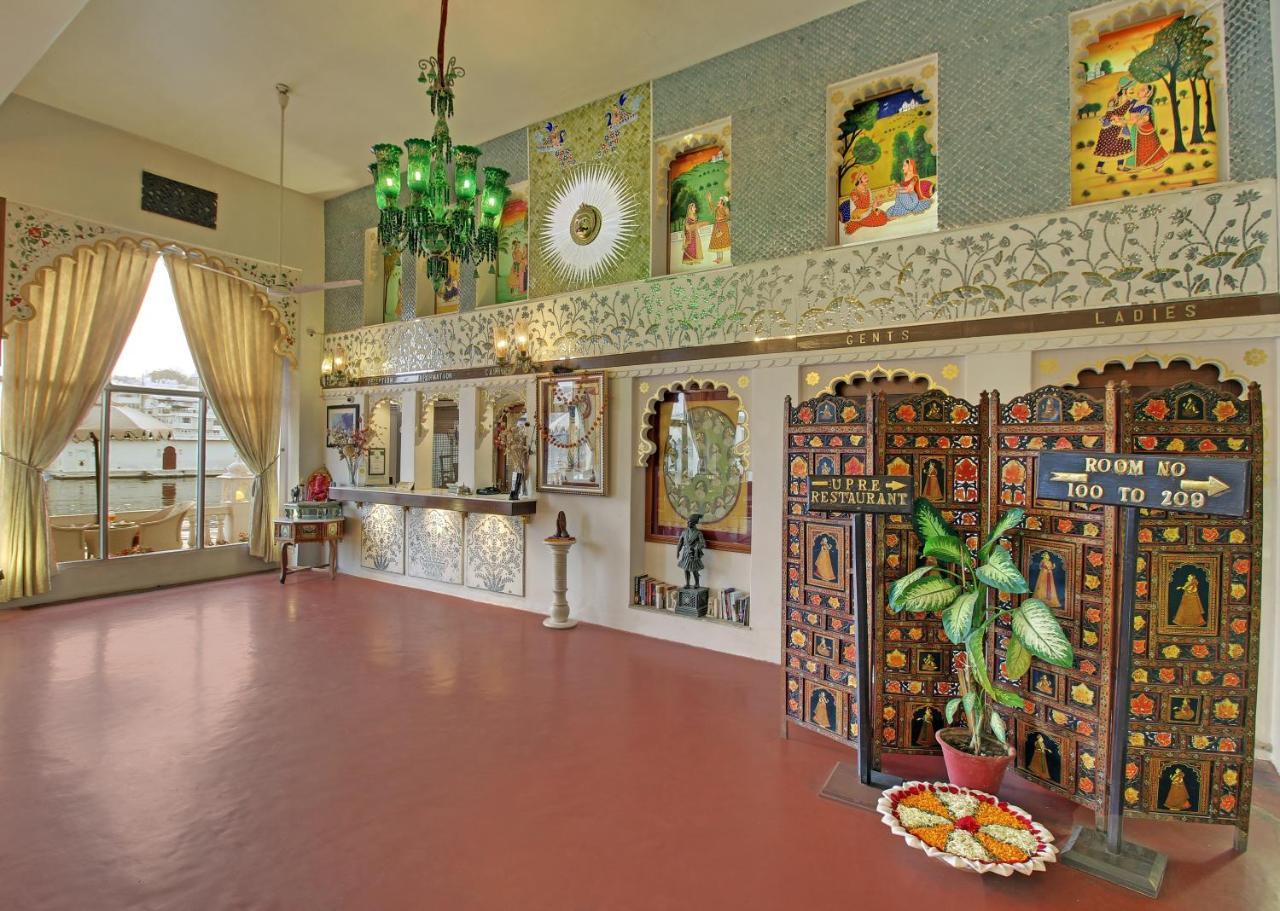Lake Pichola Hotel Ουνταϊπούρ Εξωτερικό φωτογραφία