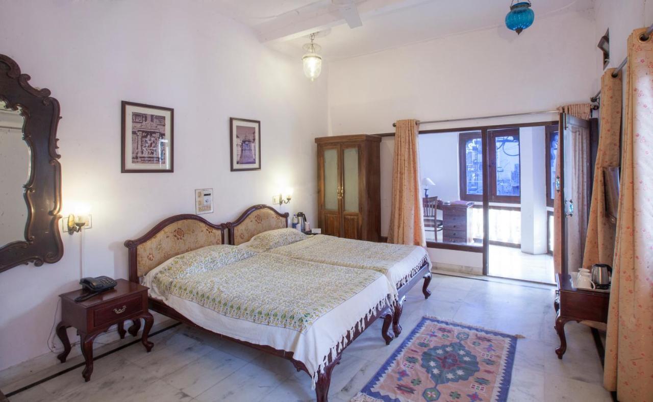 Lake Pichola Hotel Ουνταϊπούρ Εξωτερικό φωτογραφία